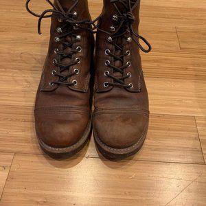 Red Wing Iron Ranger Boots (Amber) Size 8D